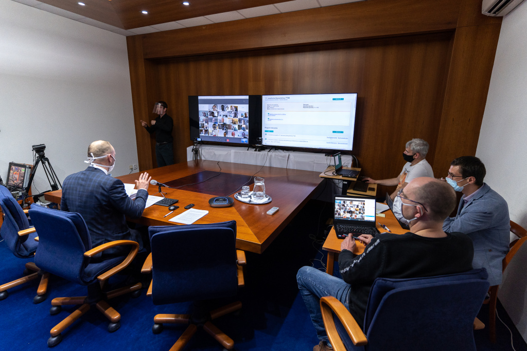 Župy využívajú videokonferencie na rokovania svojich zastupiteľstiev