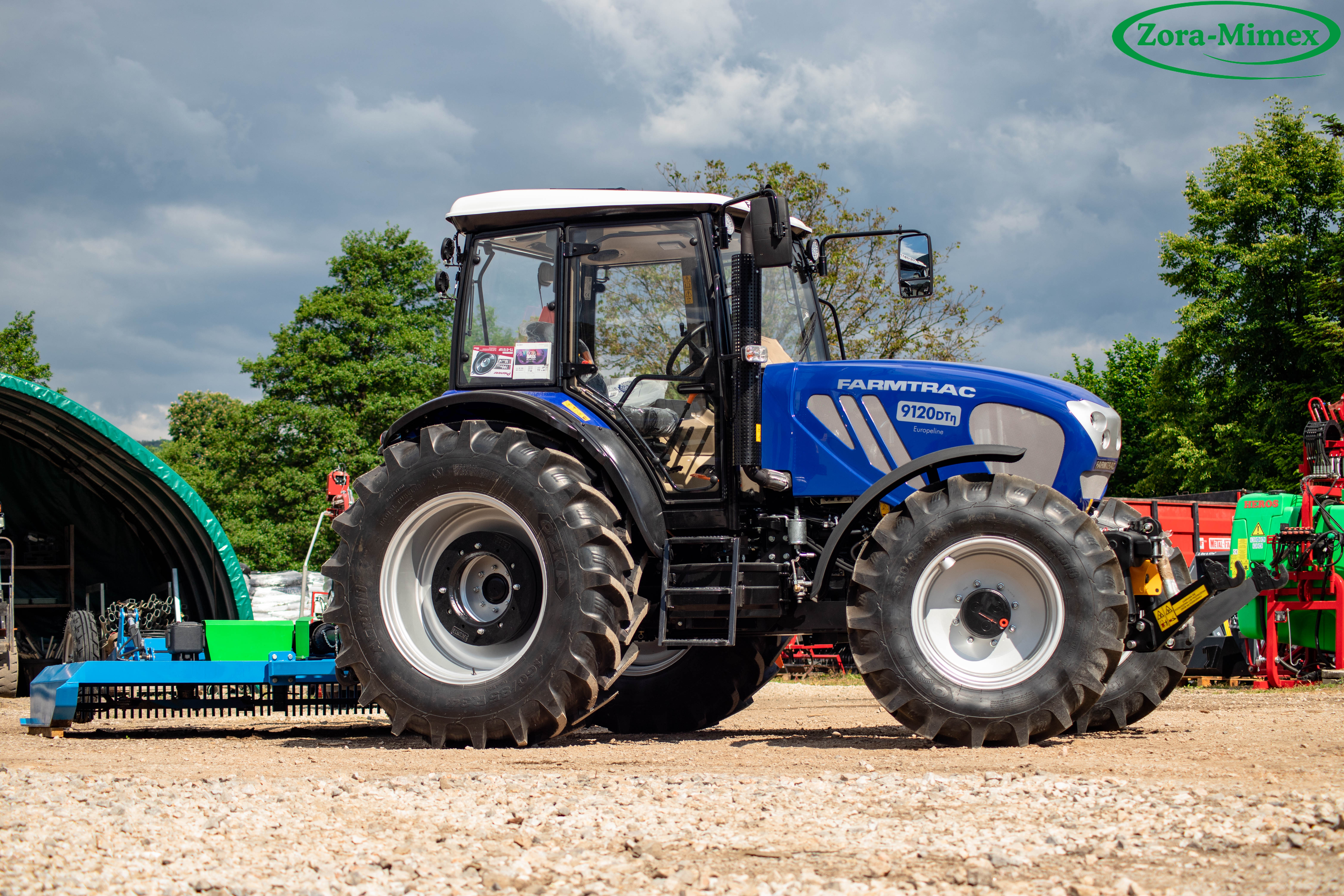 Traktor Farmtrac 9120 DTn 83 kW