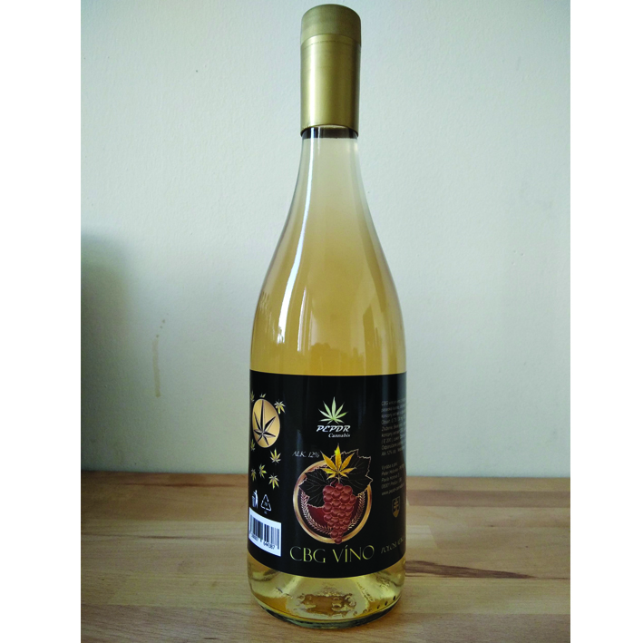 Biele víno pesecká leánka, polosladké, obohatené o CBG extrakt.