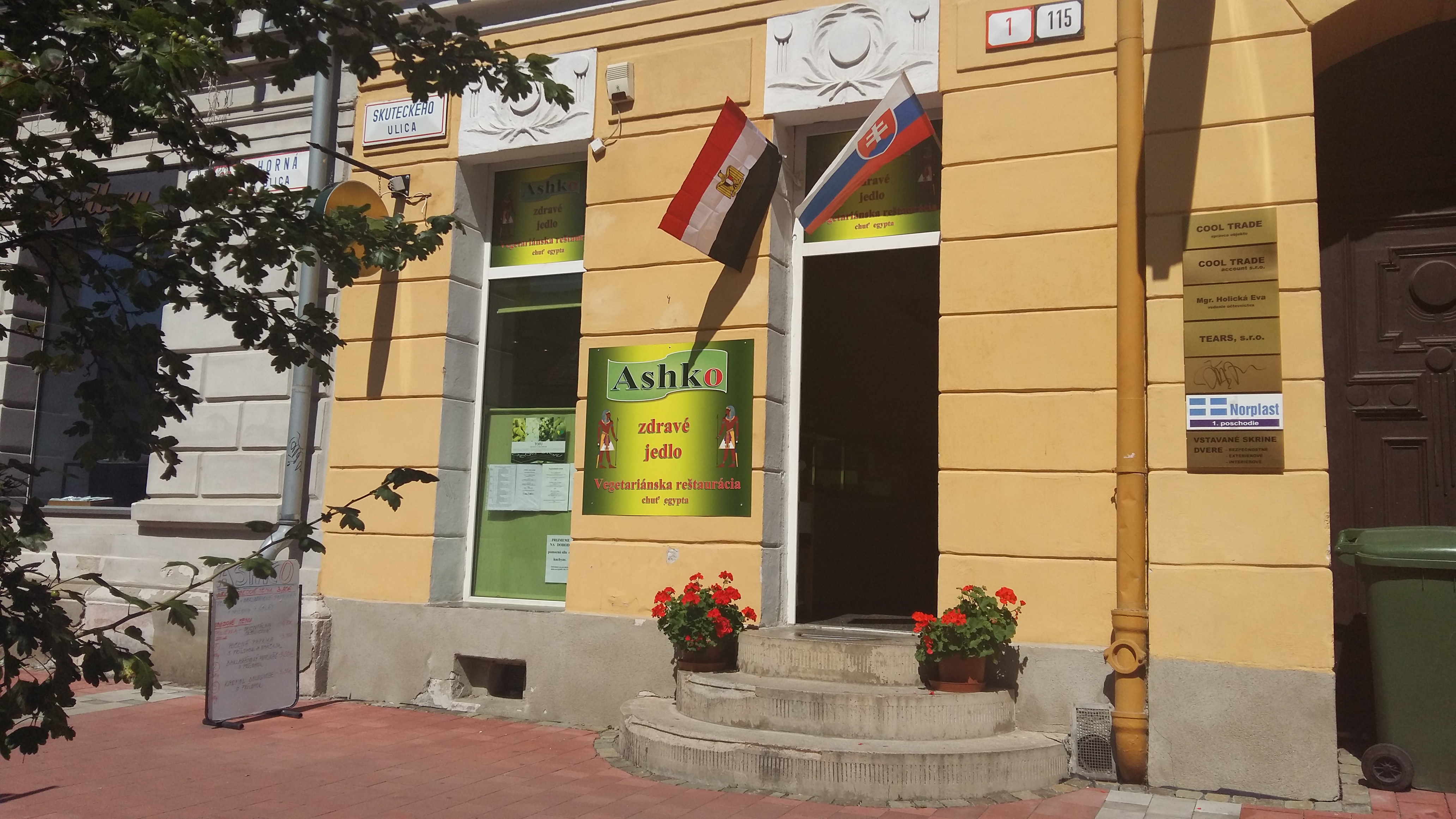 vegetariánska reštaurácia, Skuteckého 1, Banská Bystrica
