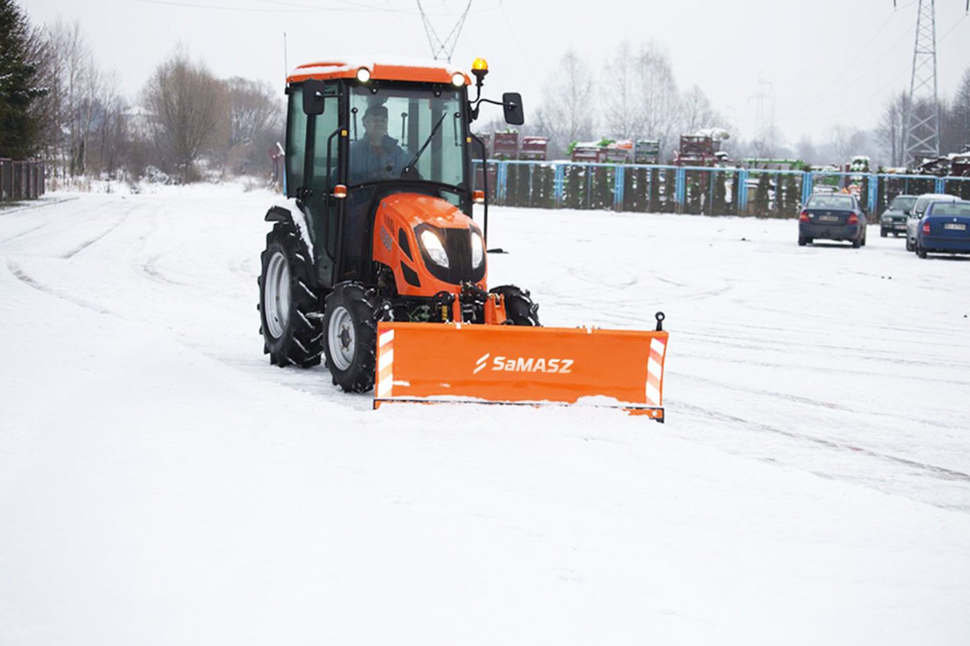 Snežný pluh pre traktor