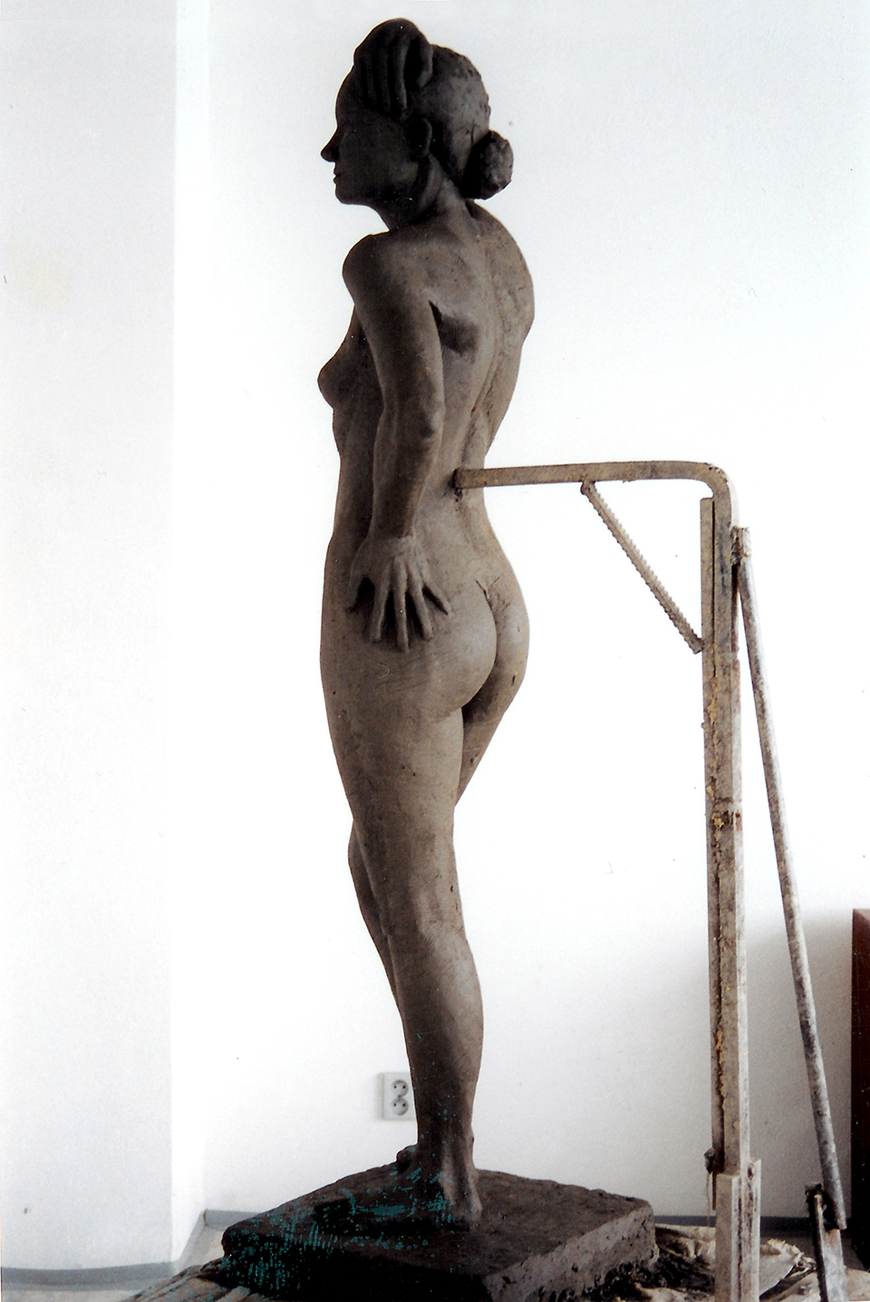 technique: clay dimensions: life size year: 2000