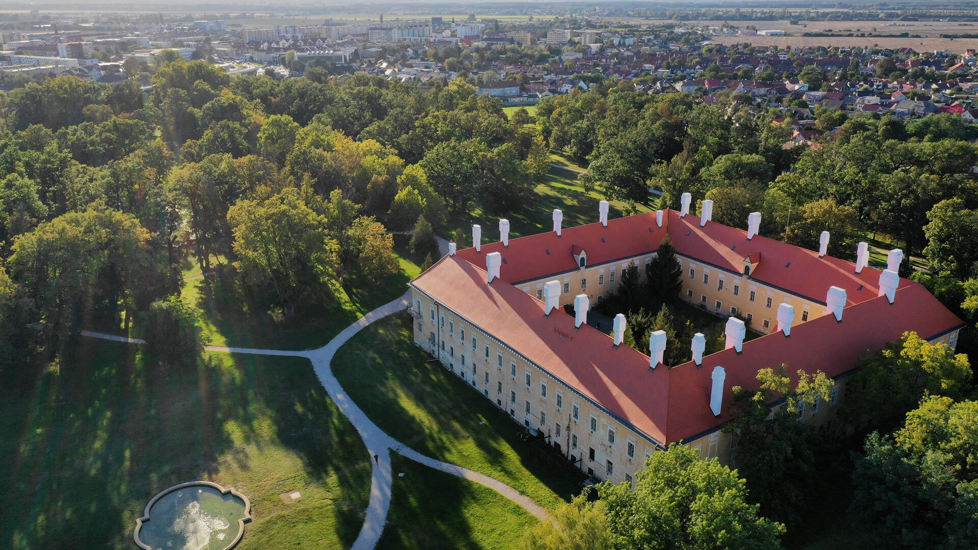 Zámocký park dron 2018