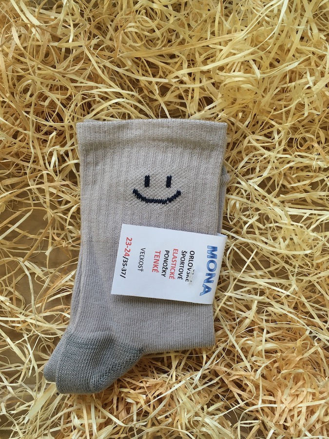 Športové ponožky elastické tenké - Smajlík bledo šedé