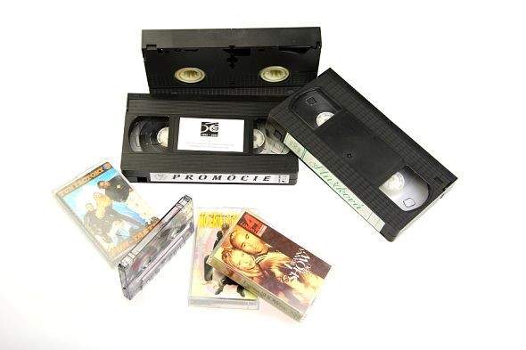 Zber VHS kaziet a magnetofónových pások