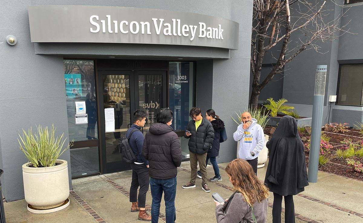 Bude Federálna vláda zachraňovať Silicon Valley Bank?