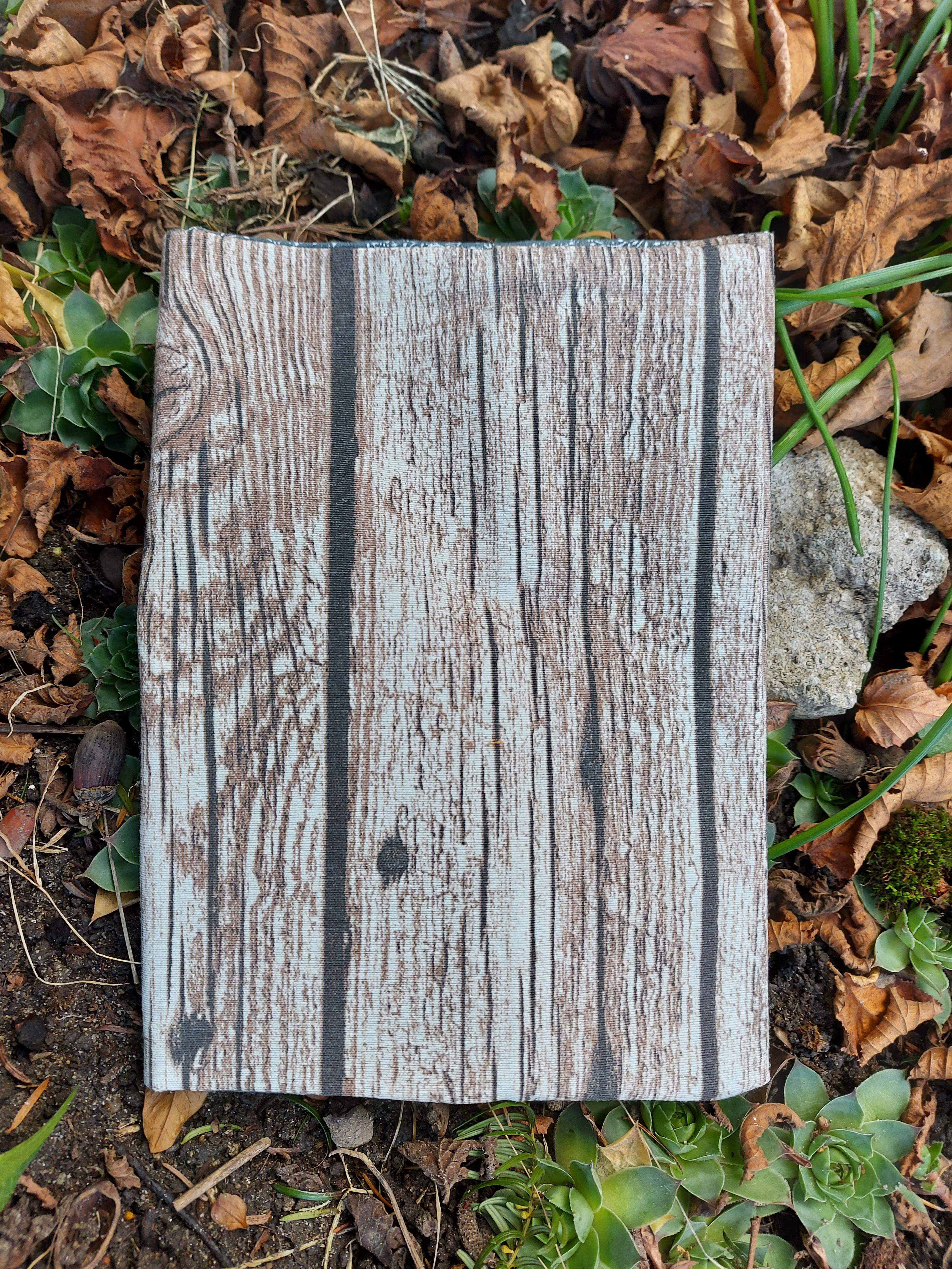 Látkový obal na knihu - dizajn drevo 2