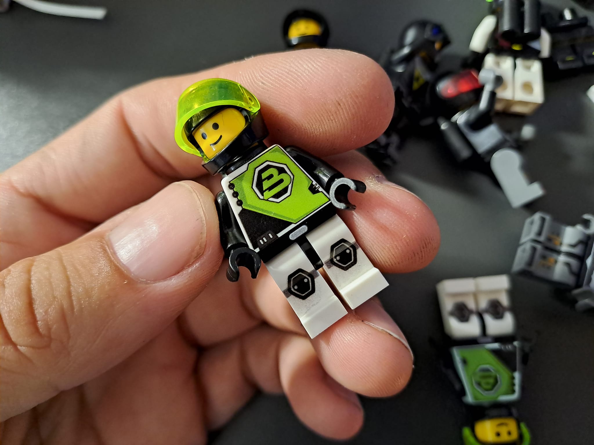 CUSTOM MINIFIGURE 4 - BLACKTRON 2 - ELITE