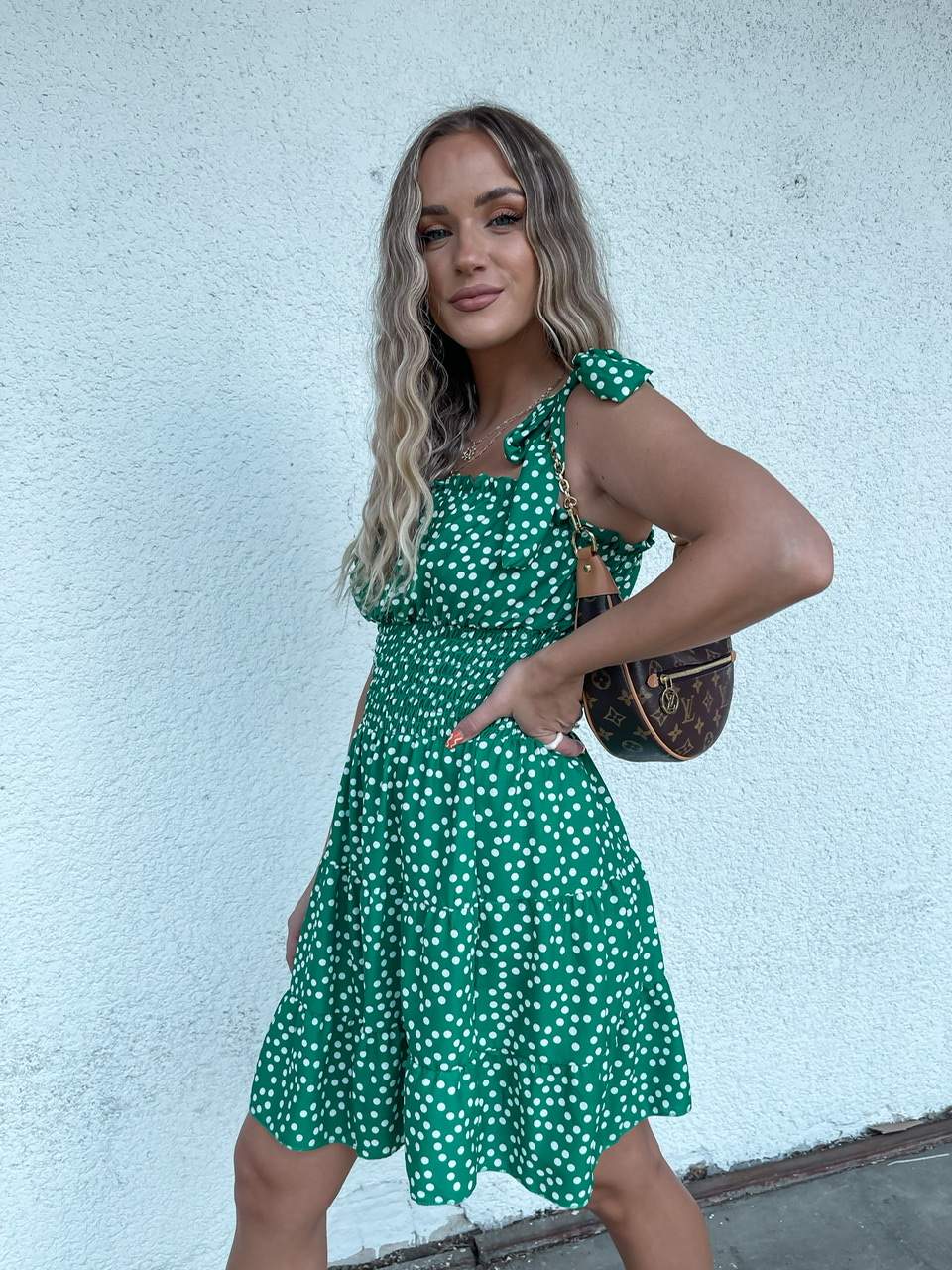 Zelené krátke bodkované šaty PEROLLO
