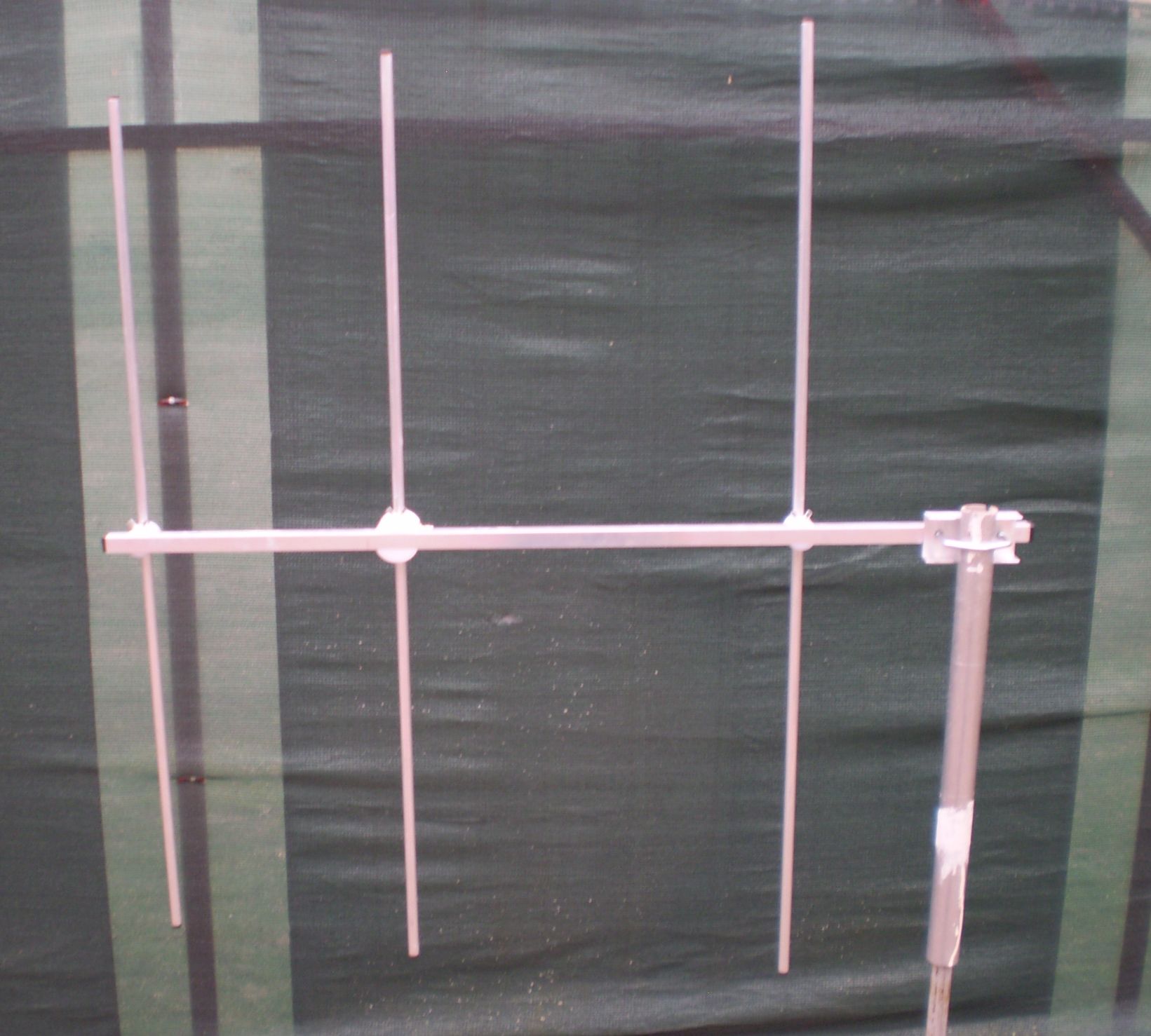 3 ELEMENT YAGI FOR VHF FREQUENCIES RX ONLY
