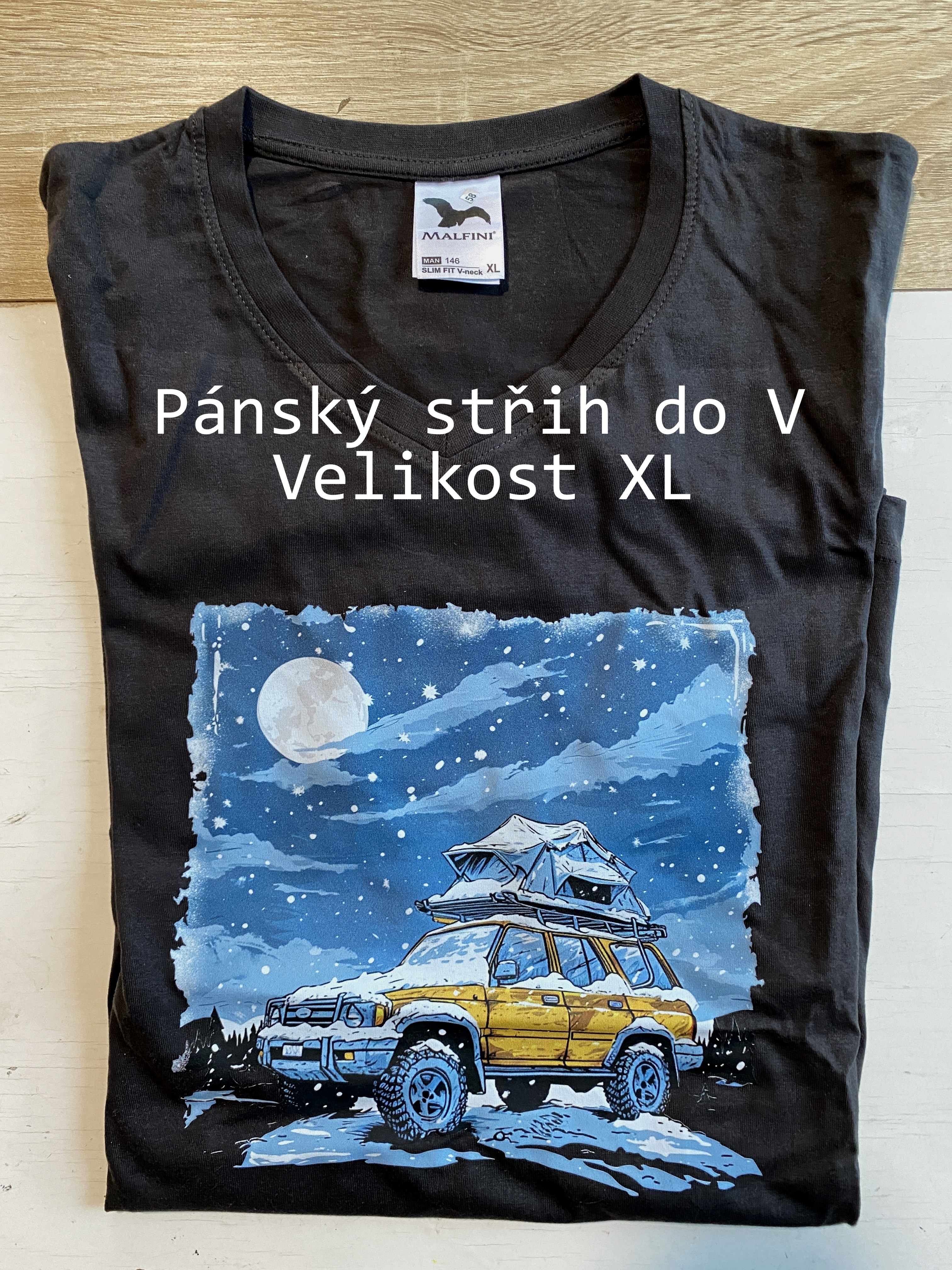 Pánské tričko V-neck