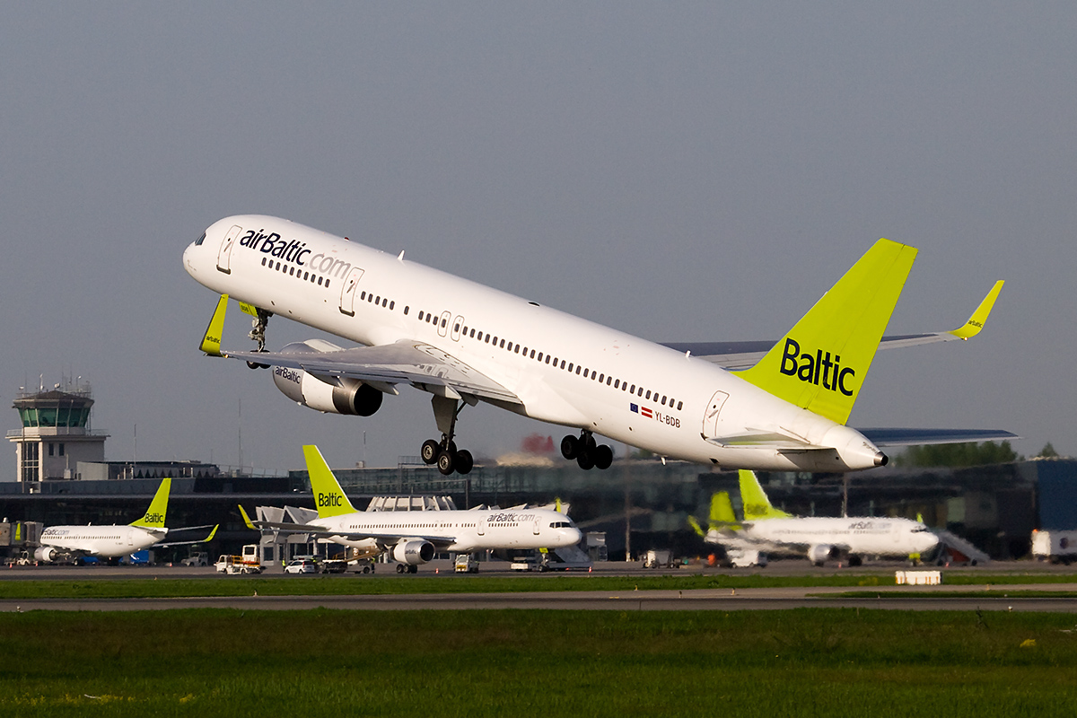 Lotyšská letecká spoločnosť airBaltic pridáva ako možnosti platby ďalšie kryptomeny