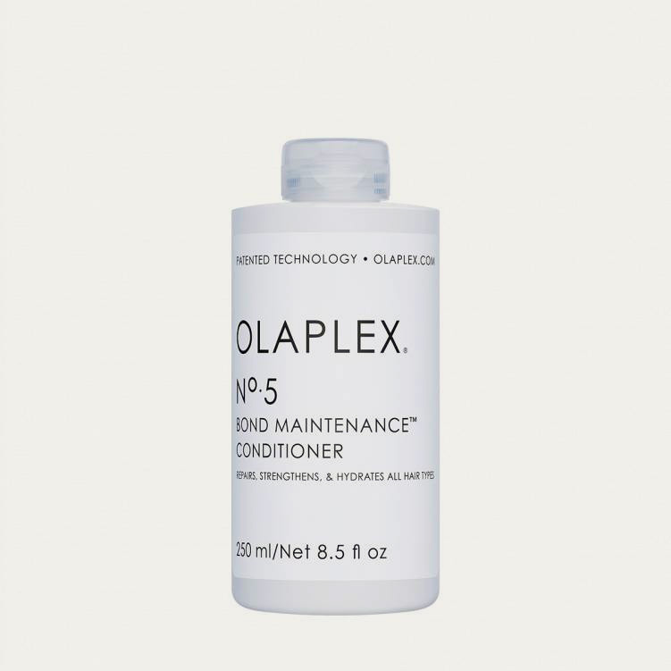 OLAPLEX® No. 5 Bond Maintenance Conditioner 250ml