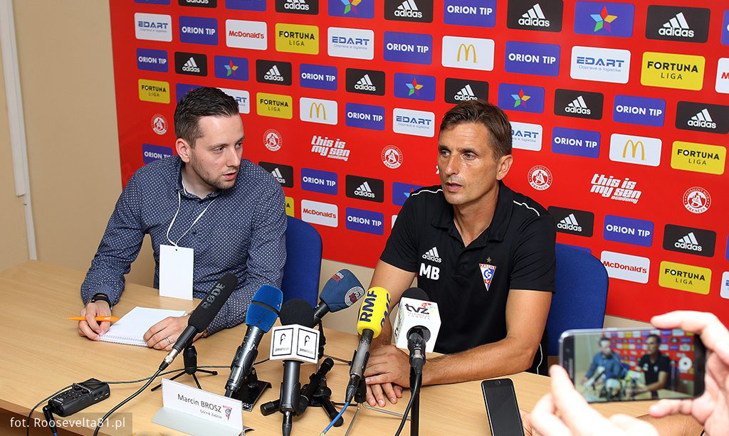 Tlačová konferencia s Marcinom Broszom, trénerom Górnika Zabrze, po zápase s AS Trenčín