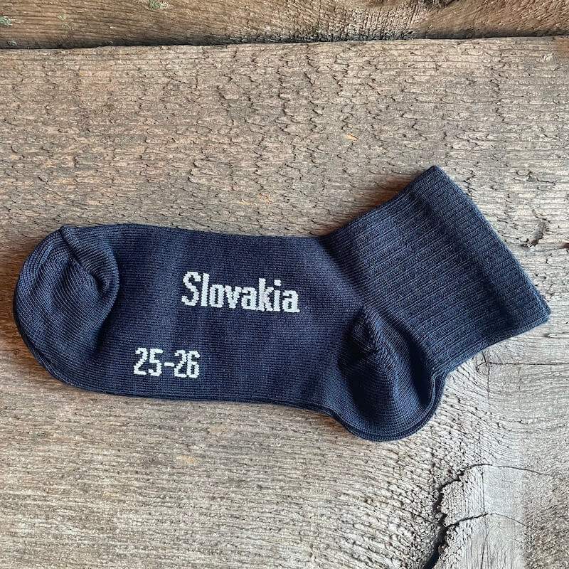 Športové elastické ponožky stredne vysoké - Slovakia tmavomodré