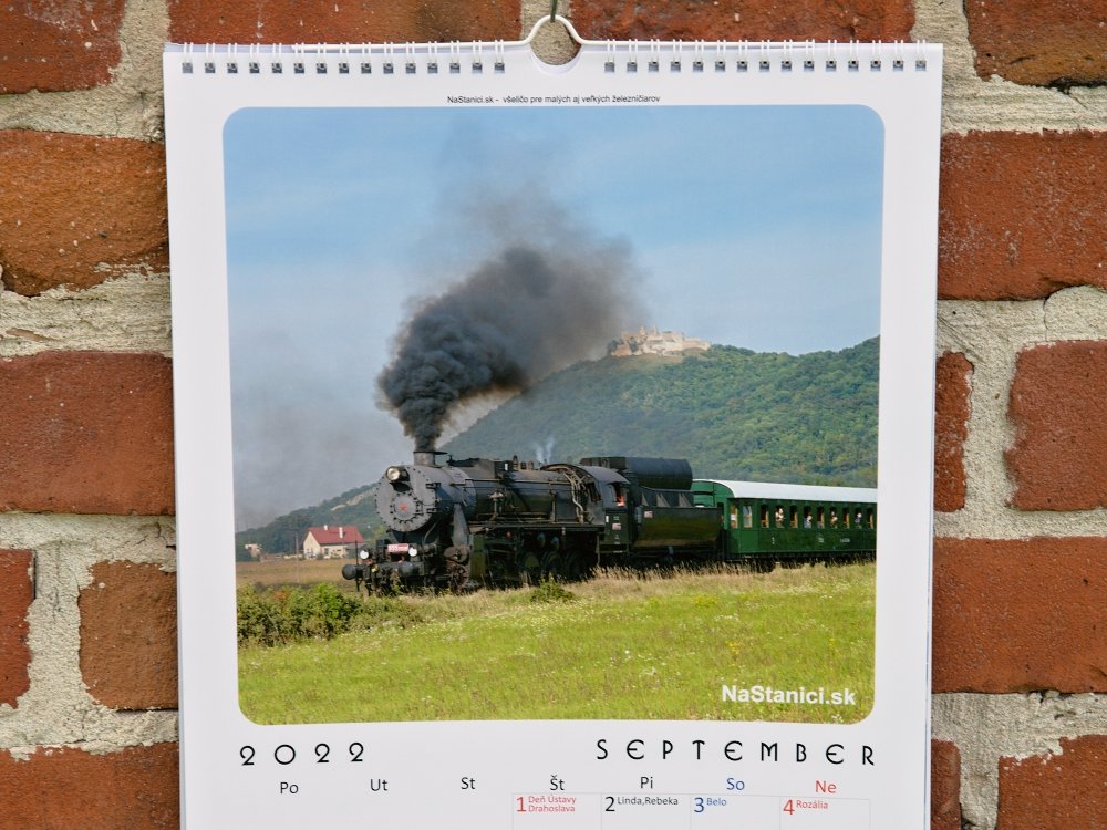 VÝPREDAJ !!! Kalendár 2022 - Muzeálna železnica na Slovensku