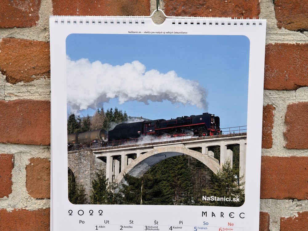 VÝPREDAJ - Muzeálna železnica  A3 kalendár 2022 + stolový kalendár