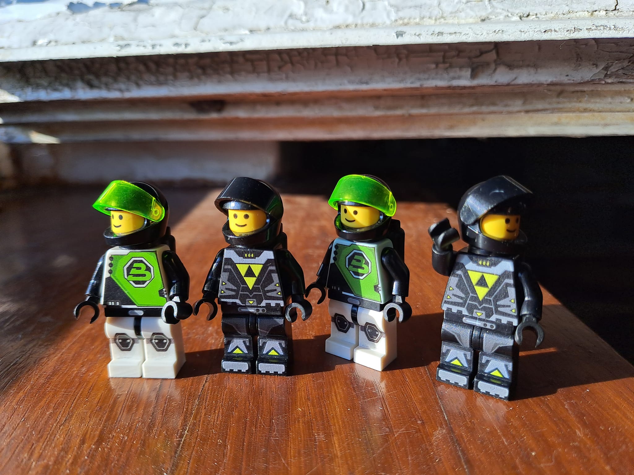 CUSTOM MINIFIGURE 5 - BLACKTRON 1 - ELITE