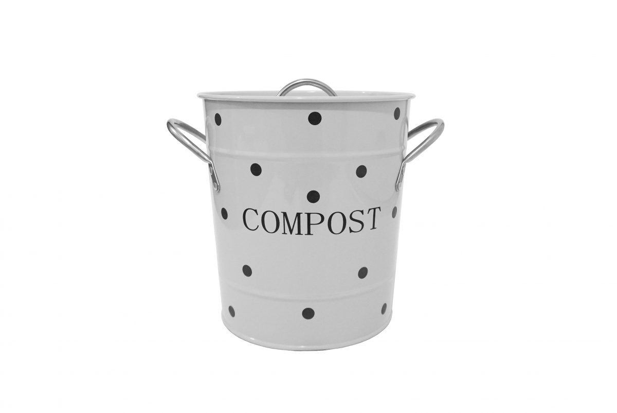 Svetlošedý kompostér s čiernymi bodkami