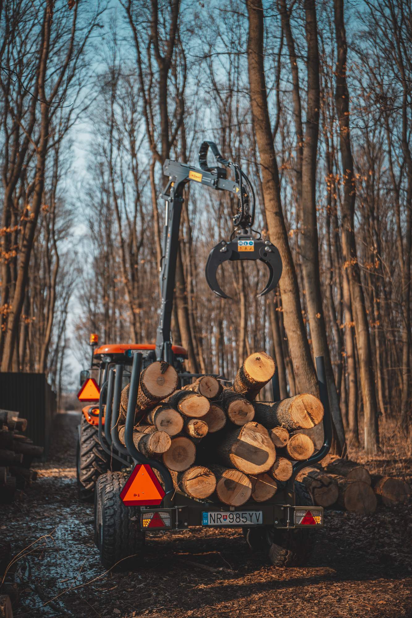 palivové drevo v 4m dĺžkach