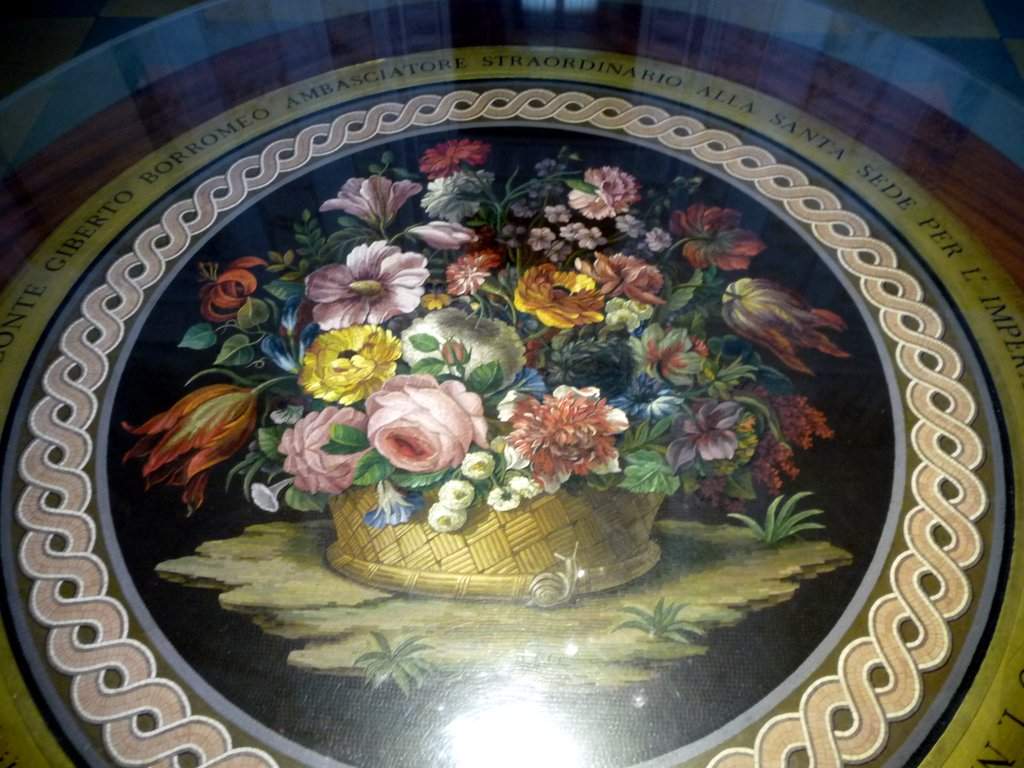 Stolík s mozaikou/The table with a mozaic
