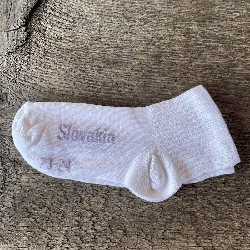 Športové elastické ponožky stredne vysoké - SLOVAKIA biele