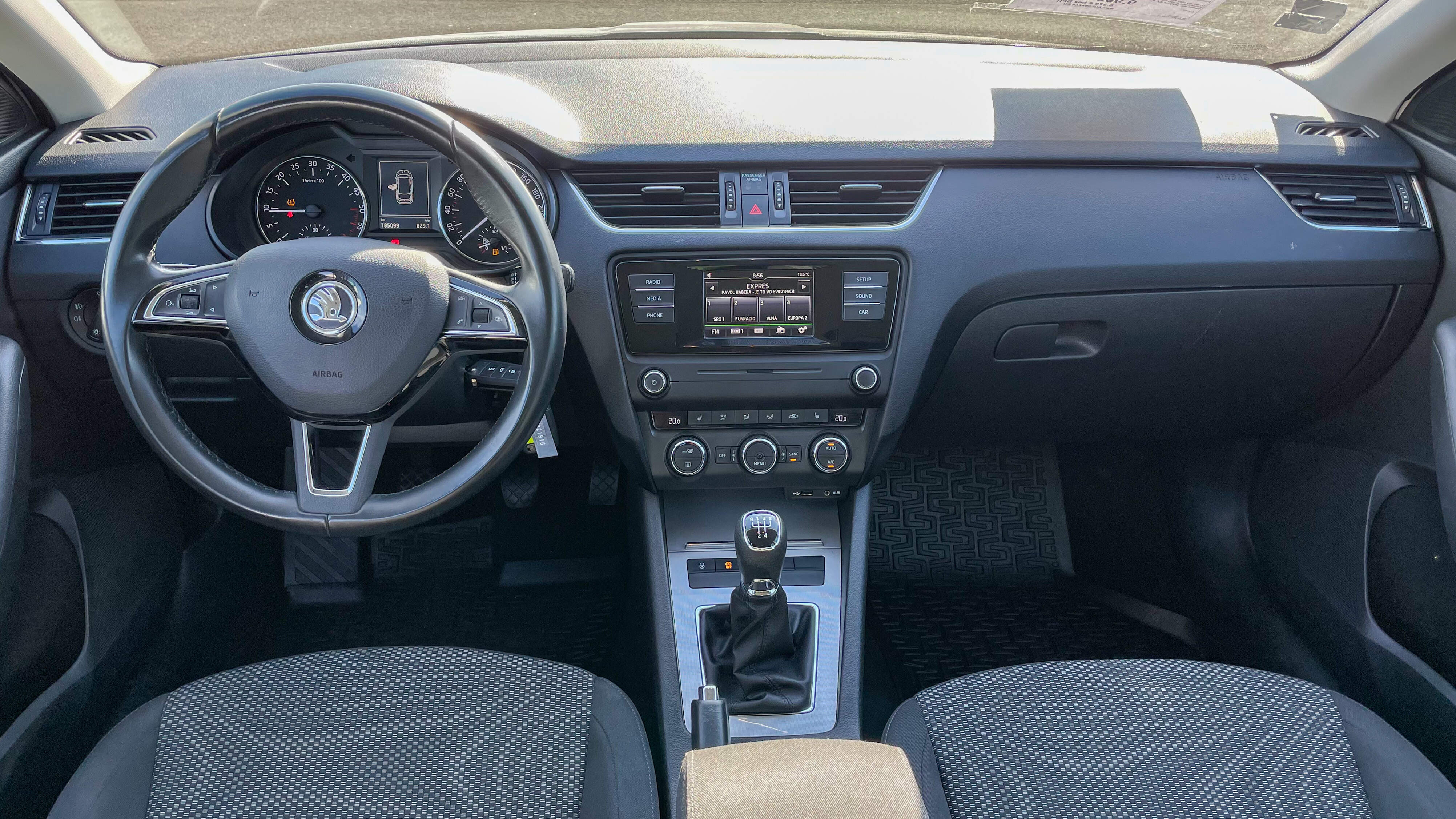 Škoda Octavia Combi 1.6 TDI 110k Ambition (184)