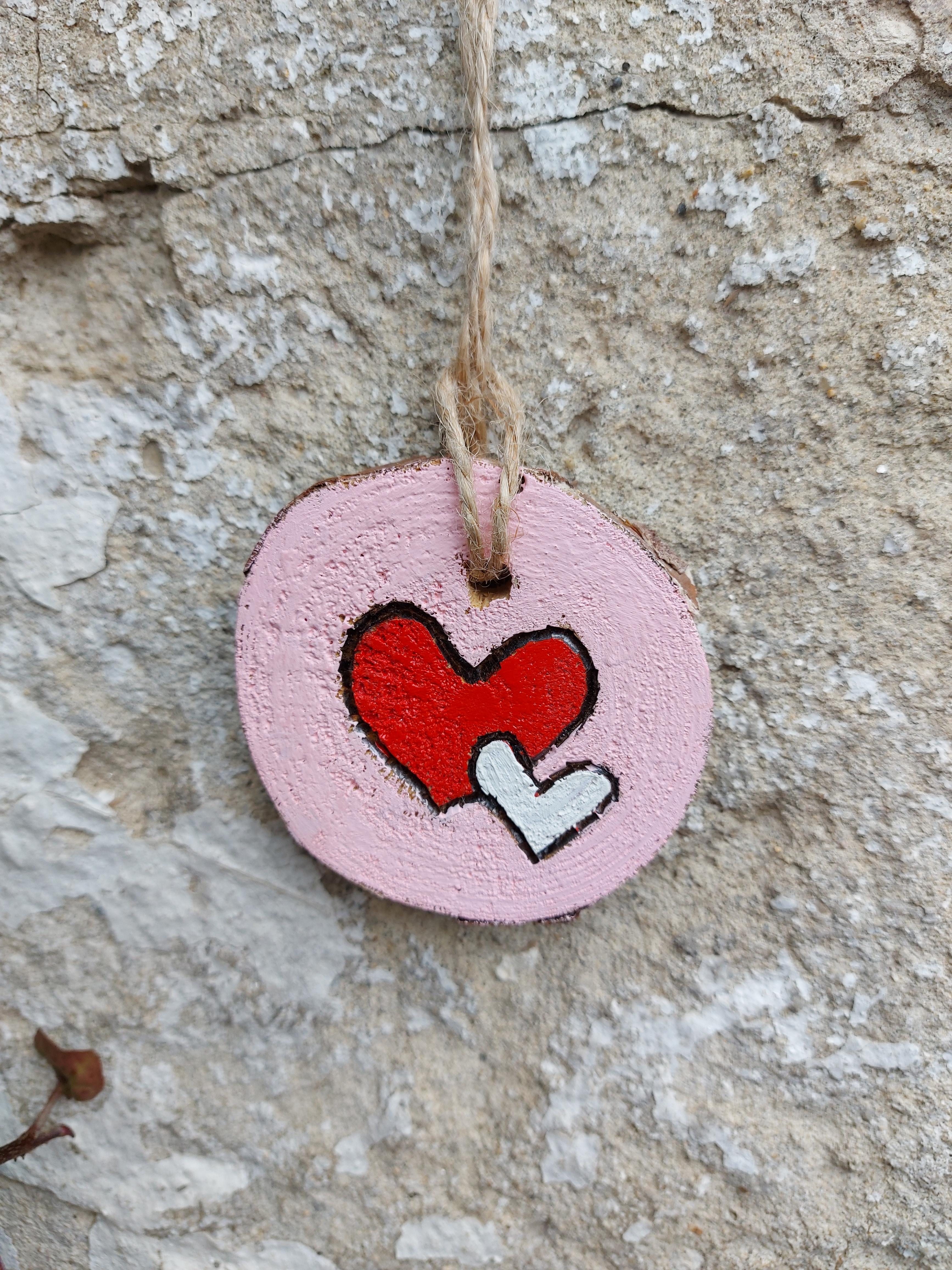 Ozdoba na dreve Valentín, maľovaná - dve srdcia