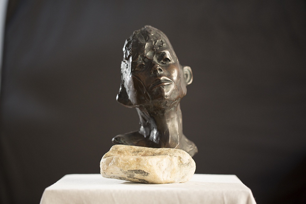 Csasznyi Dénes, cassysculpture,  bronze sculpture, boy, becoming a man