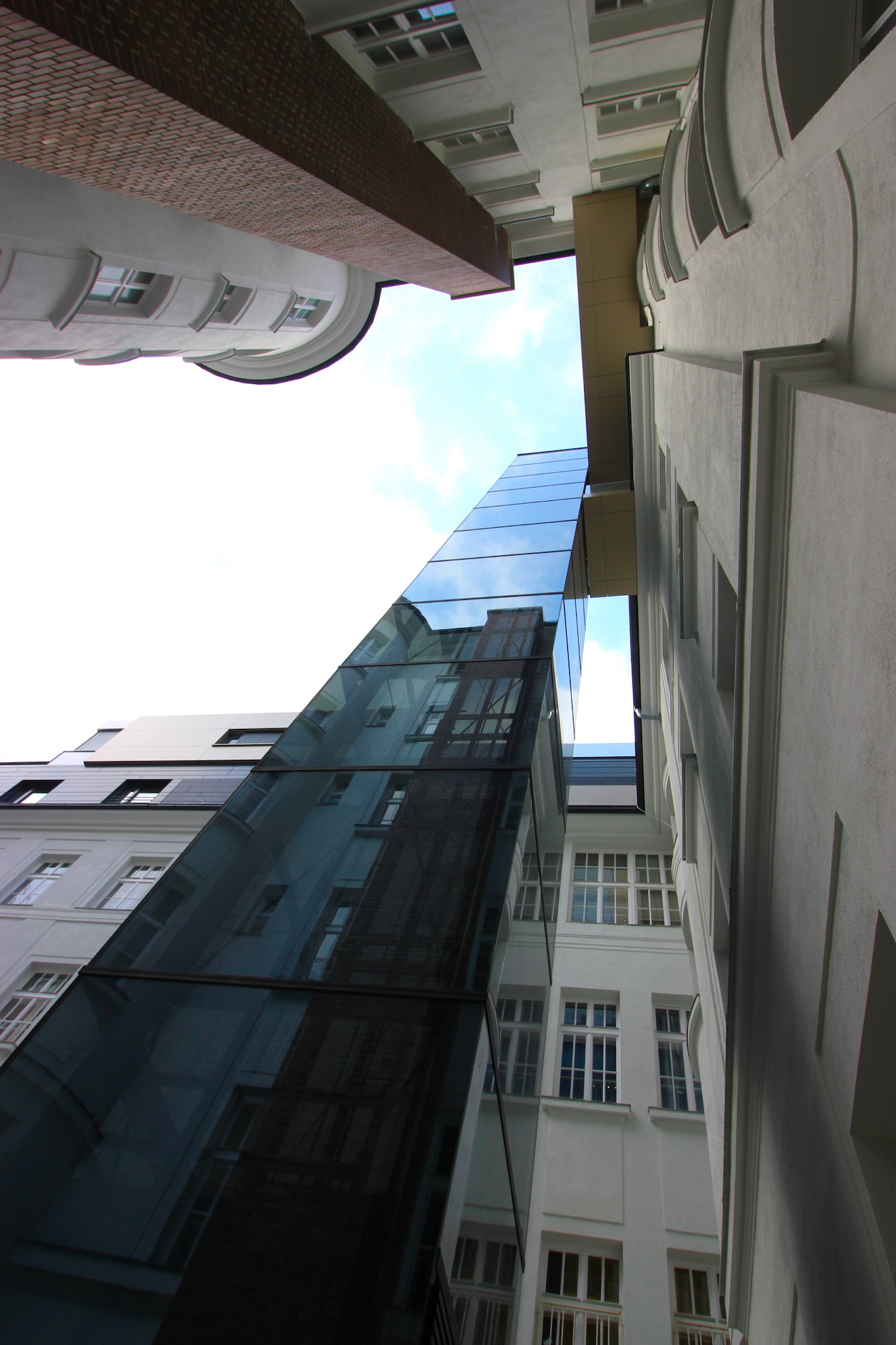Lift Turm von Glas Fassade SSQ 17027