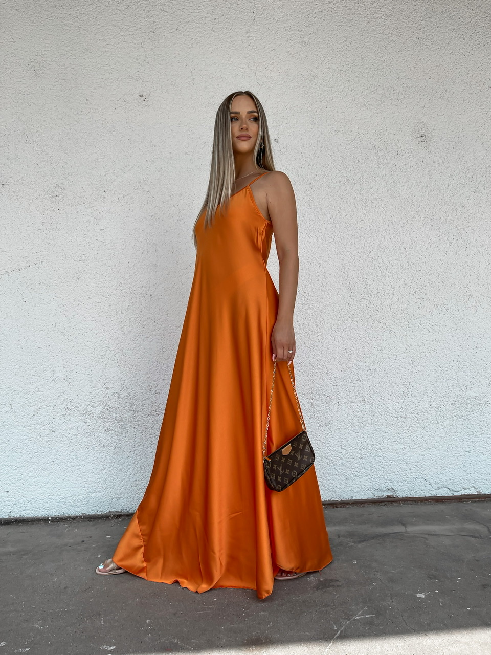 Oranžové šaty MONE