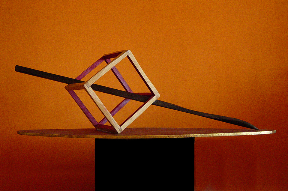 technique: colored wood: 29 x 24 x 90 cm year: 2000